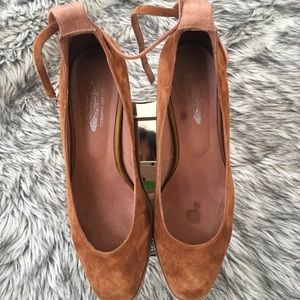 JEFFERY CAMPBELL Free People Size 10 suede flats